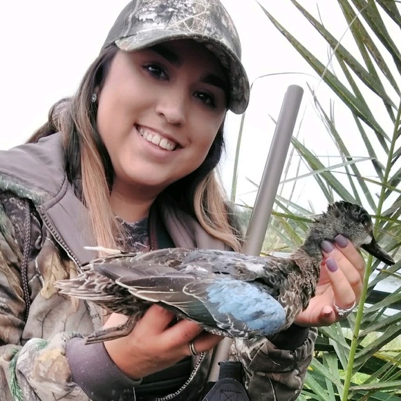 Meet your Posher, Krystal - Picture 1 of 1